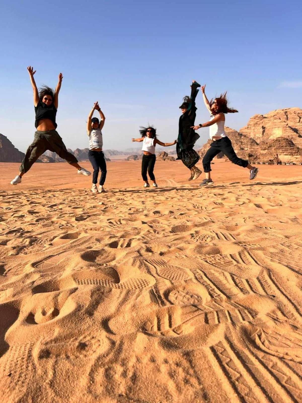 Shahrazad Desert, Wadi Rum Exteriör bild